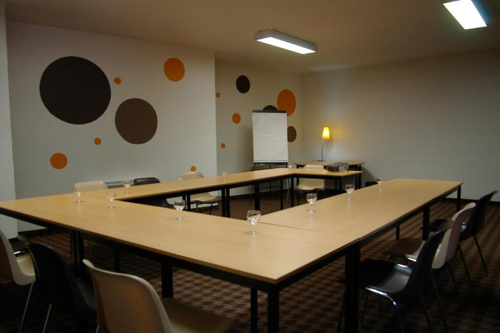 Hotel Burnichon Tarare Buitenkant foto